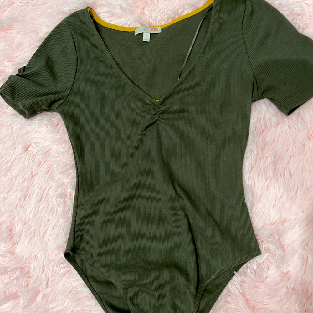 Green cheeky Gianni bini body suit
